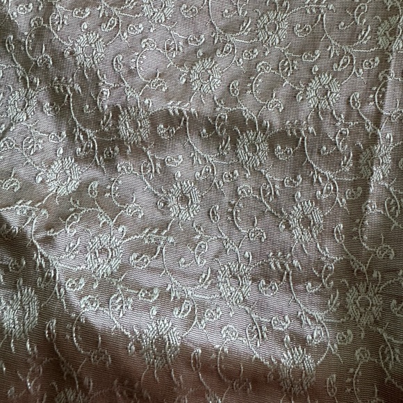 Patterned handsewn edges silkscarf in beige - Picture 3 of 7